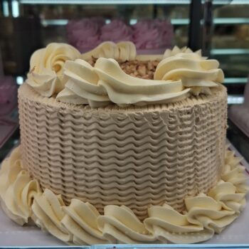 丸い形のモカケーキ
