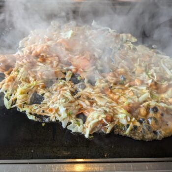 出来たてのもんじゃ焼き