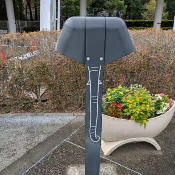 ゾウの鼻の蛍光灯