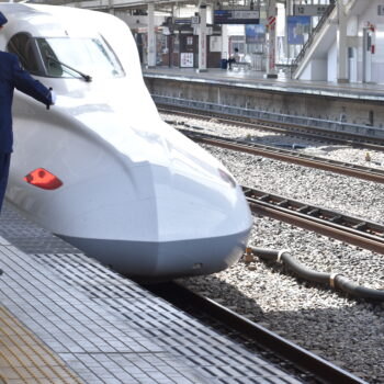 止まったひかり